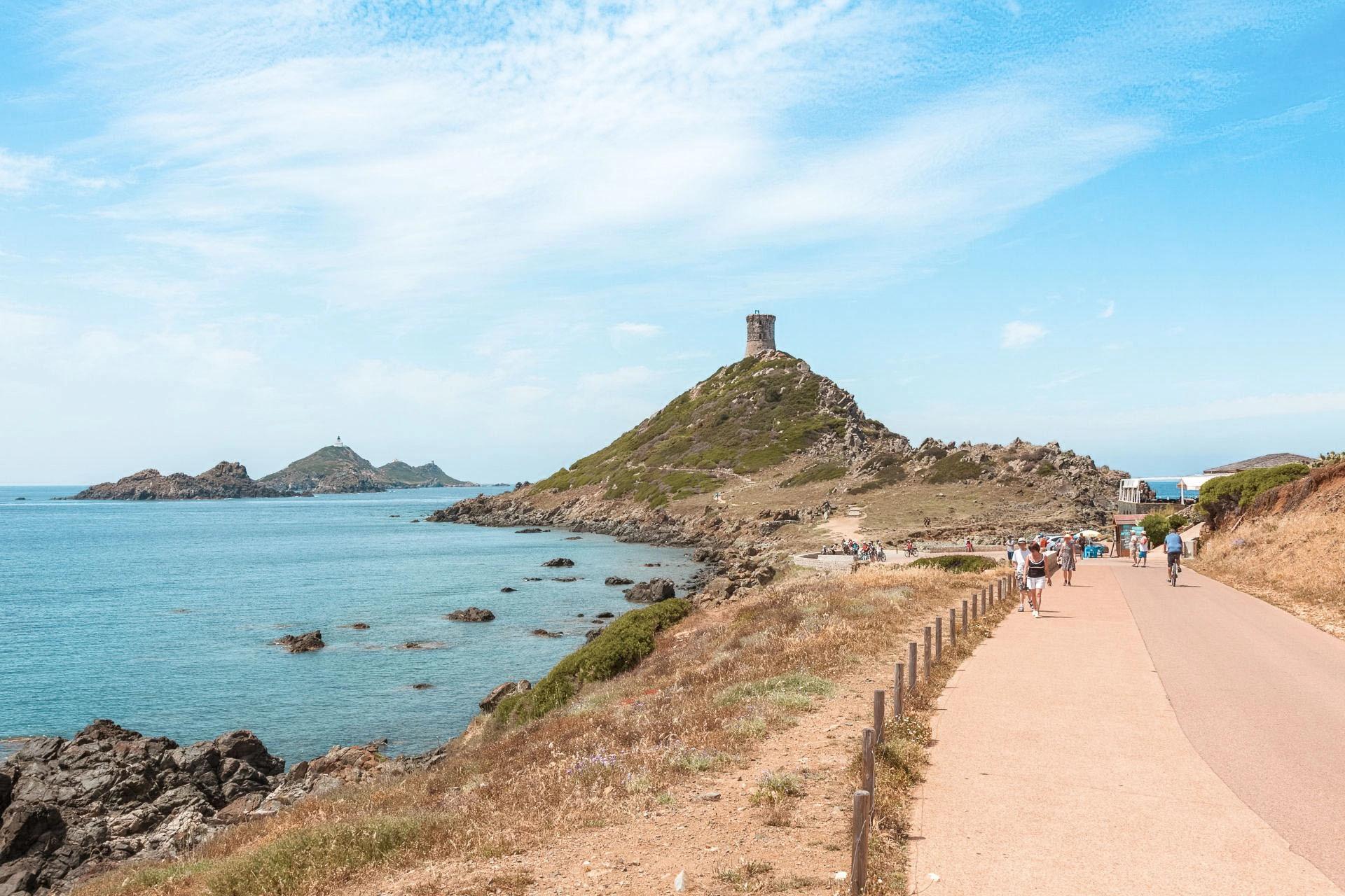 hôtel 4 étoiles proche des îles sanguinaires à ajaccio